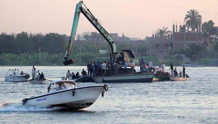بالأسماء.. مصرع 13 وإنقاذ 4 آخرين في غرق “معدية”  بكفر الشيخ