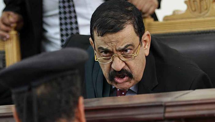 سب ثورة يناير بـ”بنت ستين كلب”.. التحقيق في شكوى ضد ناجي شحاتة