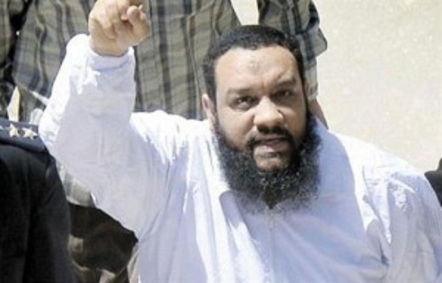 الحكم على عضو “حازمون” 3 سنوات بتهمة حيازة أسلحة