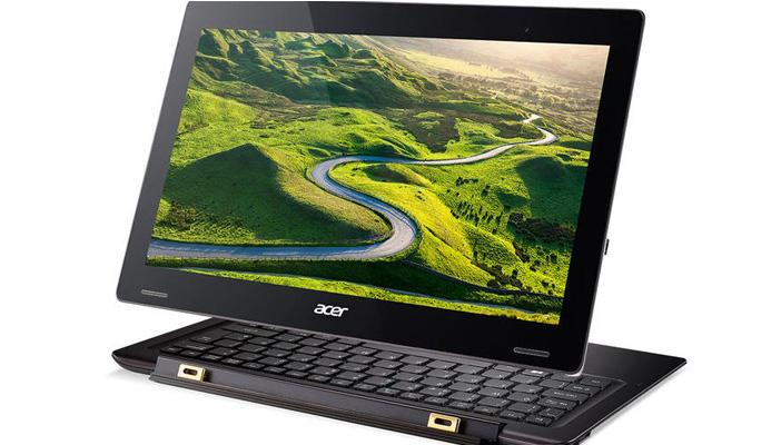 كاميرا HDR HD.. تعرَّف على مواصفات حاسب Acer TravelMate P648