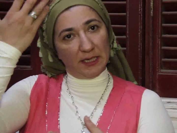 بالصور.. غادة نجيب تسخر من قرار ضبطها لتزعمها جماعة إرهابية