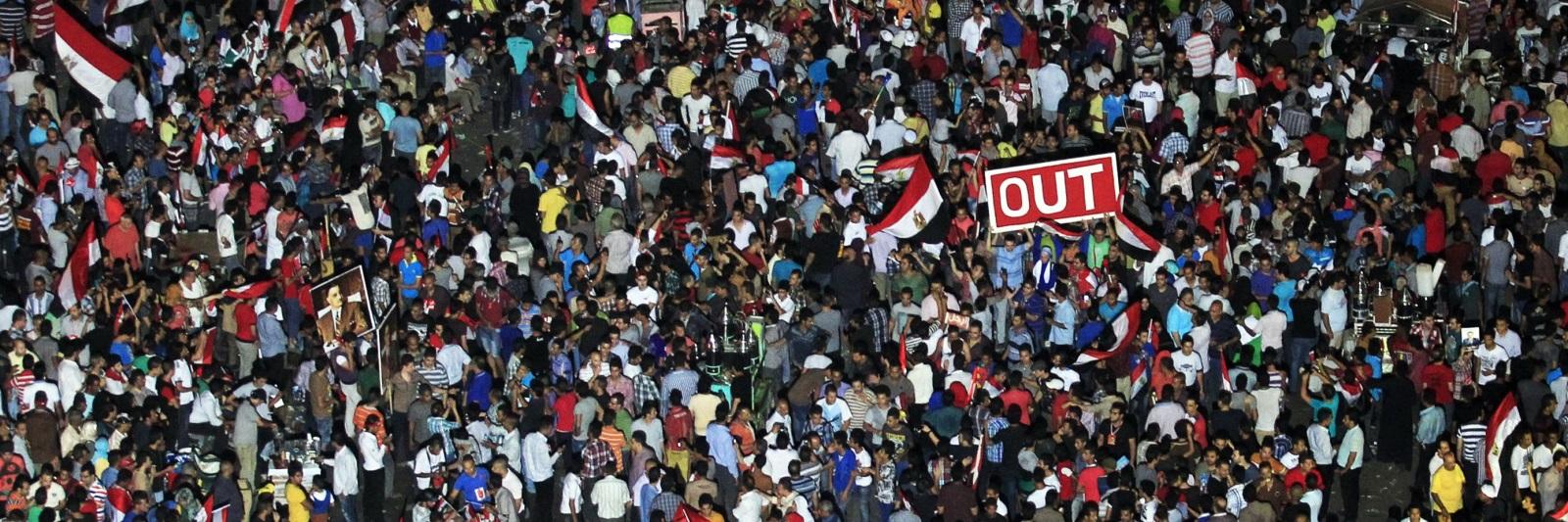 الثورة المصرية.. ولحظة فارقة – عزت النمر