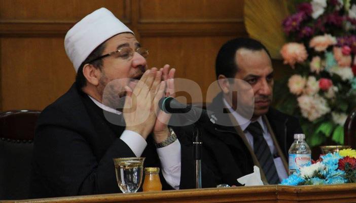 بالصور.. جمعة: أرجو الشباب أن يفتحوا صفحة جديدة مع الوطنية الصادقة