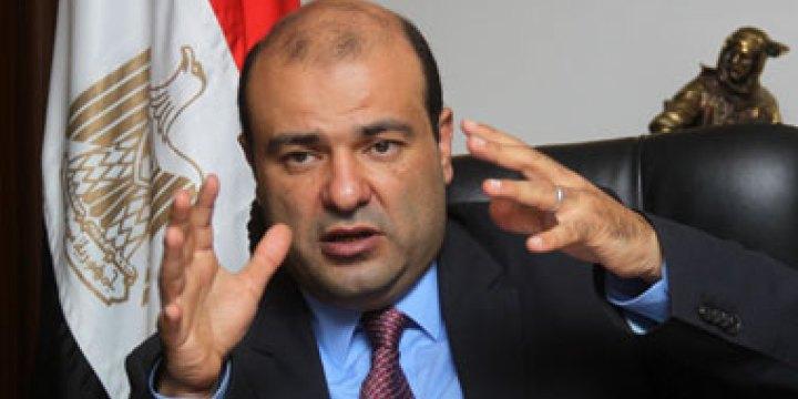 كارثة تهدد حياة المصريين.. “التموين” تسمح بدخول قمح “مسرطن”