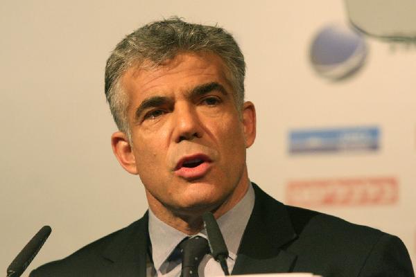 وزير صهيوني:حان الوقت لأن نقول للفلسطينيين.. وداعا