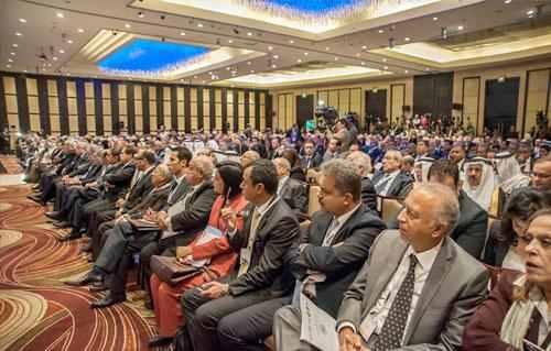 السيسي يلهث خلف تهدئة ثورية والفشل يلاحق مؤتمره الاقتصادي