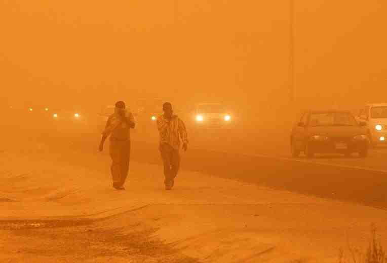 الأرصاد: رياح مثيرة للرمال تصل لحد العاصفة.. القاهرة 15