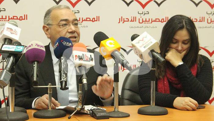 بالصور.. خليل يترأس للمرة الأولى مؤتمرًا صحفيًا لحزب المصريين الأحرار