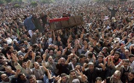 “المحلة”.. القشة التي قصمت ظهر “مبارك” تكشر عن أنيابها للانقلاب
