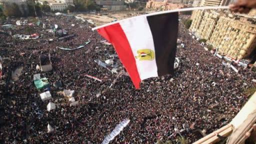 ثورة يناير في ذكراها السادسة.. عوامل التفاؤل ودواعي الإحباط