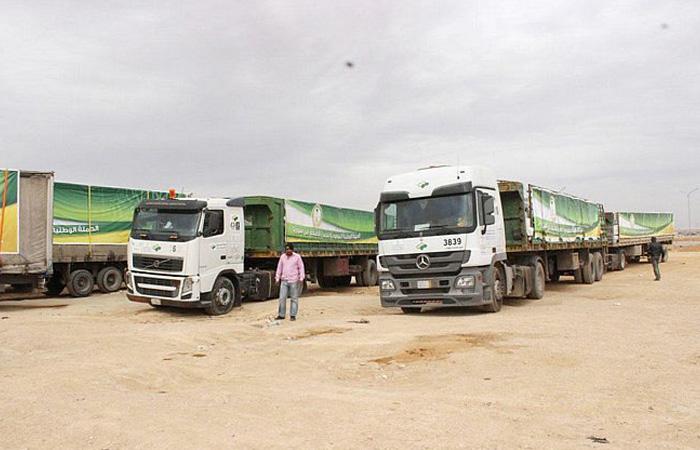 احتجاز 286 قاطرة مساعدات من قِبل ميليشيا الحوثي في تعز