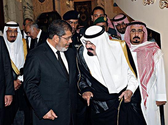 مركز أمني أمريكي: 2015 يشهد تفاهمًا بين الإخوان والسعودية