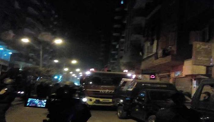 بالفيديو.. لحظة إلقاء القبض على أحد المشتبه بهم في تفجير الهرم