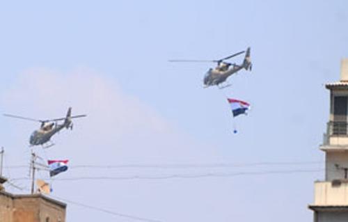 تحليق مكثف للأباتشى بمحيط الاتحادية والتحرير والقبة