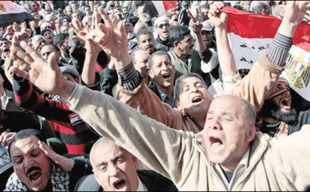 محب لـ”رصد”: الاعتصامات والإضرابات ثم العصيان.. سيناريو الغضب القادم