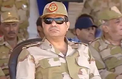 “المعين” يصدر قراراً بترقية السيسي إلى رتبة مشير