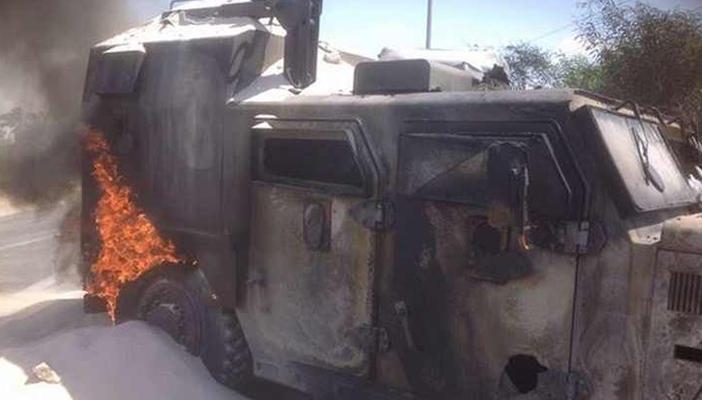 خاص لـ”رصد”: مقتل 4 وإصابة 12 آخرين في تفجير آليات للجيش بسيناء