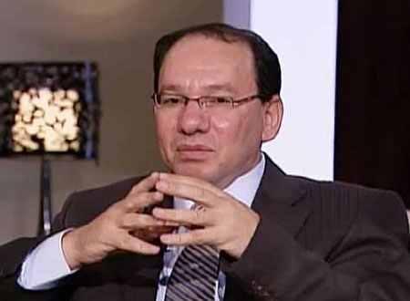 قنديل: الجيش أصبح الحزب الحاكم ومصدر السلطات