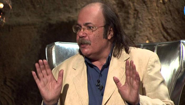 “العدل” لطلعت زكريا: قول لبناتك اسمه “كوندم”.. وفيس بوك: “جتكم القرف”