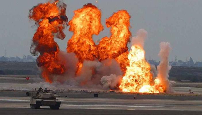 صباح اليوم.. النيابة تعاين موقع تفجير مدرعة العريش