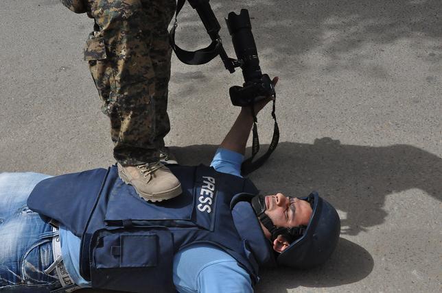 العفو الدولية: محاكمة الصحفيين بمصر نكسة للحرية