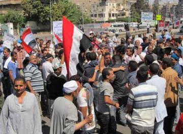 انطلاق مسيرة إلى دار القضاء تضامنا مع “البلاك بلوك”