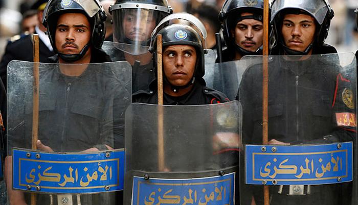 خبراء علم الاجتماع يحللون شخصية عسكري الأمن المركزي