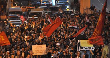 الأمن يفتح الطريق أمام المتظاهرين المتجهين إلى الشورى