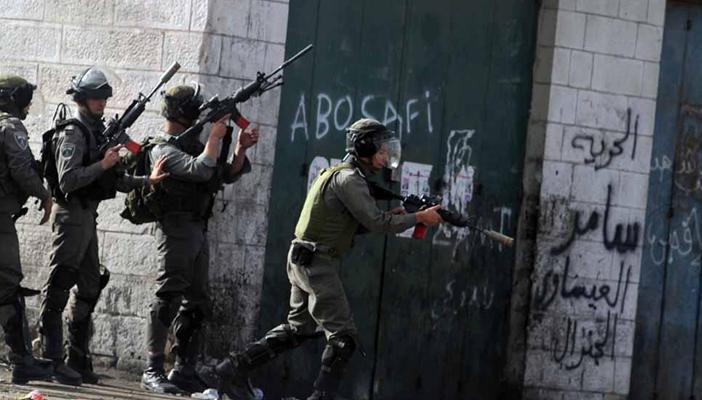 بالإنفوجرافيك.. حماس توثق اعتداءات الاحتلال وانتهاكات السلطة خلال 2015