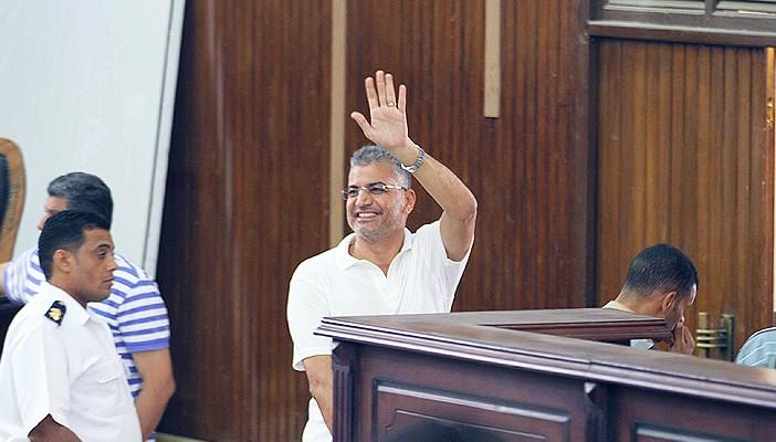 اليوم.. الحكم على سلطان في سب “الزند” ودفاع بديع يواصل مرافعته