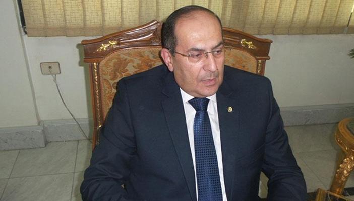 “الطرق والكباري” تتبرأ من انهيار كوبري سوهاج.. والمحافظ: لم يستخدم بعد