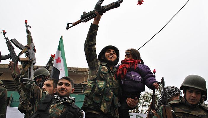 بالفيديو.. “الجيش الحر” يكشف تفاصيل قتل ضباط روس في منطقة جبل الأكراد