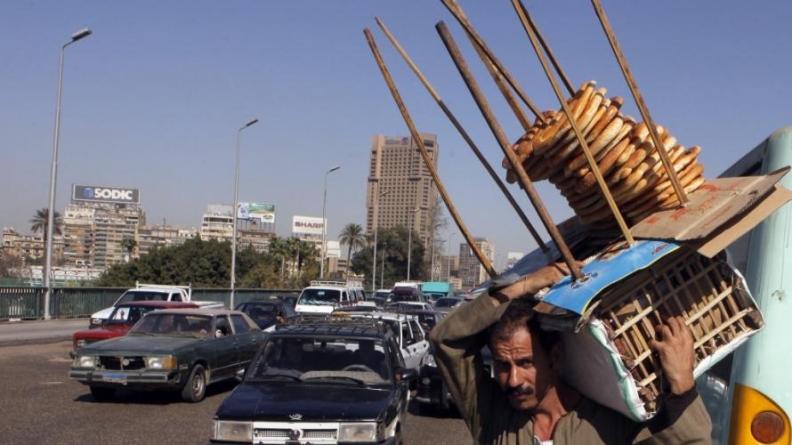 هل الثورات سبب انهيار الاقتصاد؟ – محمد أبو الغيط