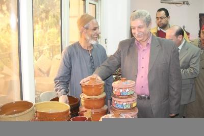 سكرتير عام محافظة المنوفية يفتتح معرض للصناعات والحرف التراثية