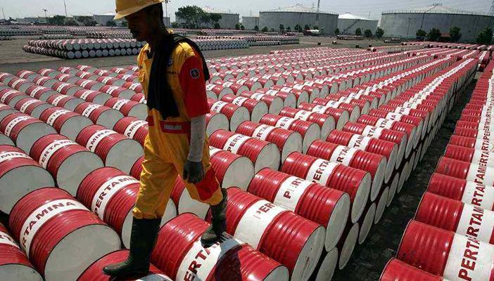 أسعار النفط تتراجع إلى 34.06 دولارا للبرميل