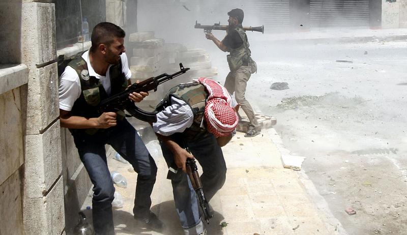 تحرير مئات المعتقلين بعد نجاح عملية سجن حلب