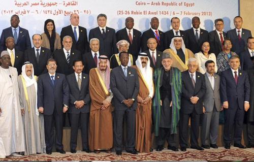 رئيس مجلس الأمة الجزائرى ورئيس الصومال يغادران القاهرة