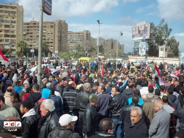 مسيرة “رابعة العدوية” تصل لـ ” الاتحادية”
