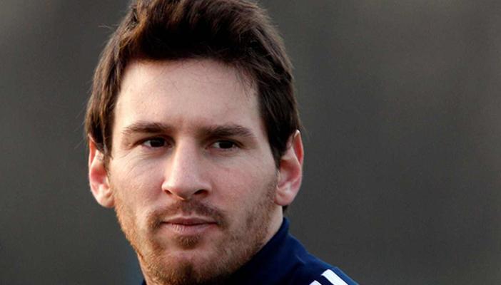 ميسي يحصد جائزة “دي ستيفانو”