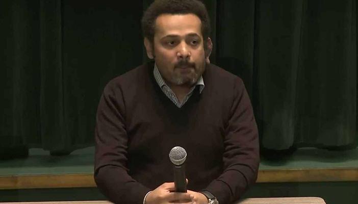 بعد اتهام الشاب الإيطالي بالشذوذ.. عباس: “الطليان ما بياكلوش من ده”