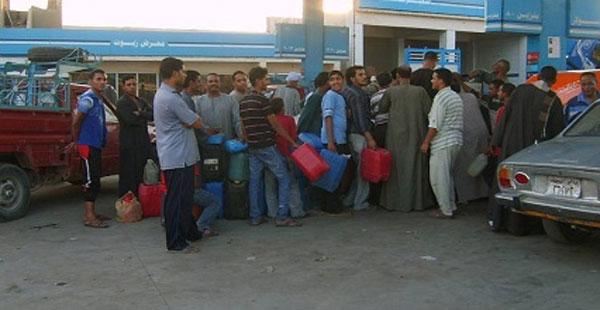 أزمة السولار تهدد بإغلاق مصانع سكر القصب بأسوان