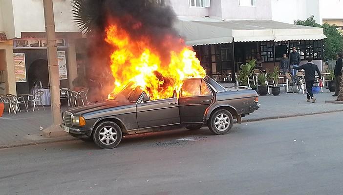 مجهولون يحرقون سيارة ضابط شرطة ببني سويف