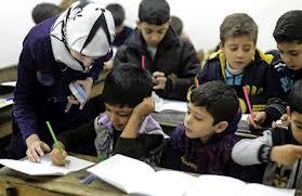 انتظام العملية التعليمية بأسوان .. وصرف حافز50% للمدرسين