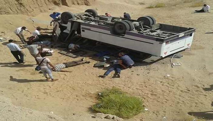 إصابة 26 شخصا بالمنيا إثر انقلاب سيارة نقل