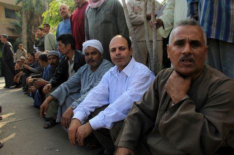 عمال “طنطا للكتان” : معتصمون حتى نشعر أننا بدولة قانون