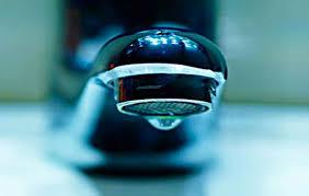 “مياه الإسكندرية” تحذر مواطني غرب المدينة من انقطاع الماء