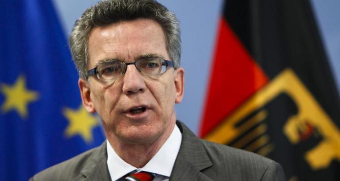 وزير الدفاع الألماني: بعثة أوروبية لتدريب القوات الحكومية في مالي