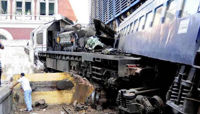 نرصد أبرز 10 حوادث للقطارات في مصر.. إهمال حكومي وكوارث متكررة