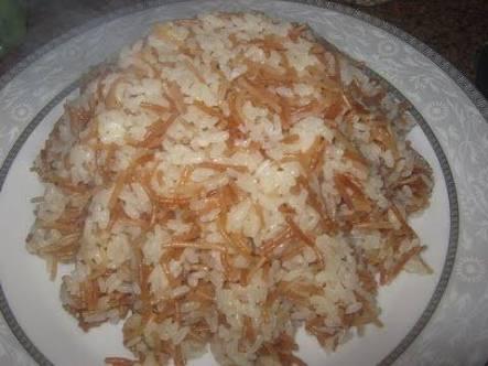 بالفيديو.. نائبة ببرلمان السيسي:شاهدت أما تضرب ابنها لأنه طلب أكل الرز