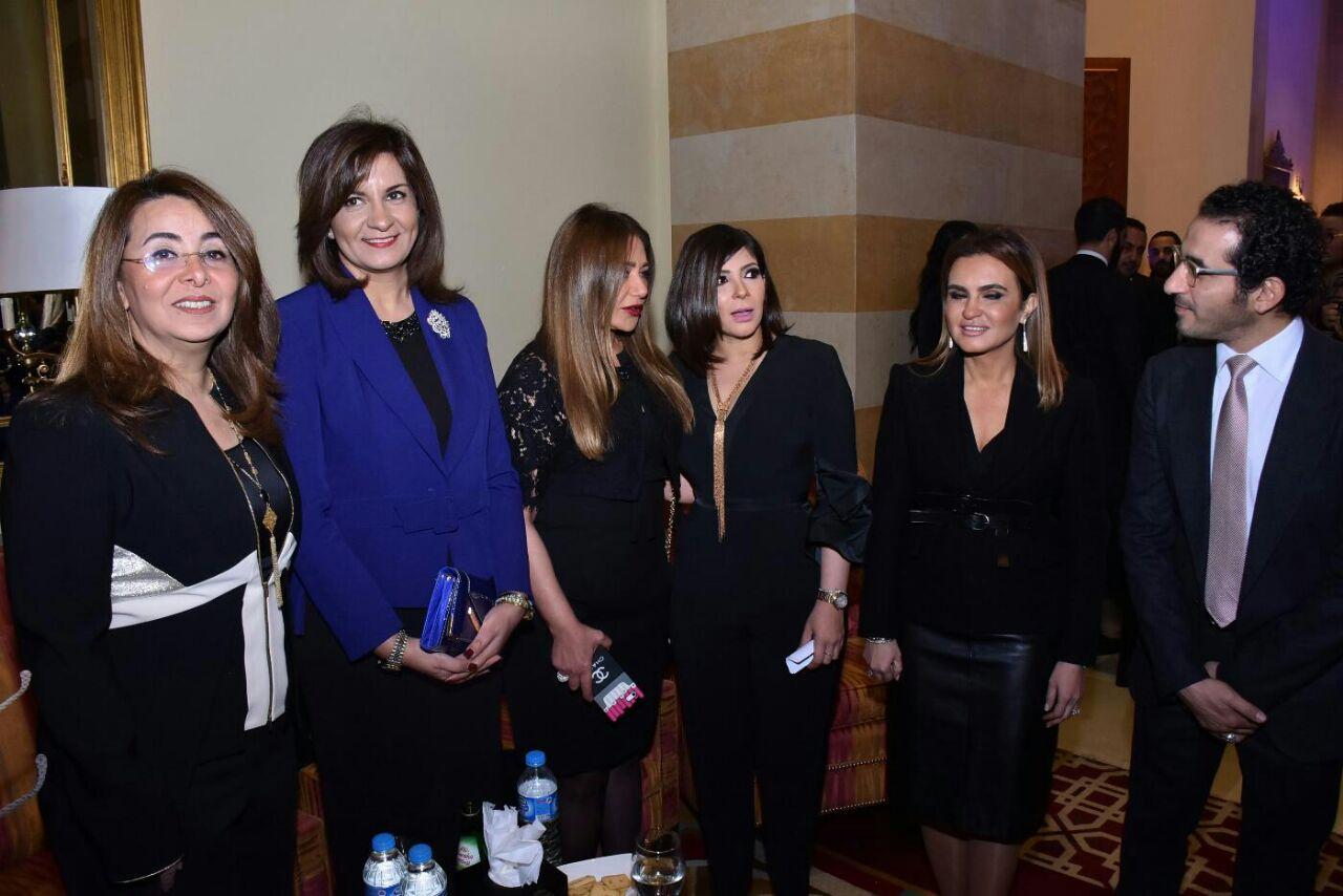 بسبب منى زكي..”حلمي” يتعرض لموقف محرج بحفل تنصيبه سفيرا للنوايا الحسنة